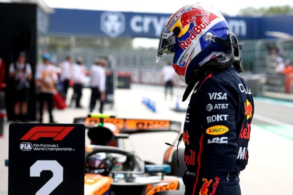 Verstappen on F1 Miami tyre wear: “We’re all doing something wrong, apart from McLaren”