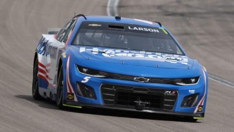 Larson tops Buescher again in Kansas qualifying