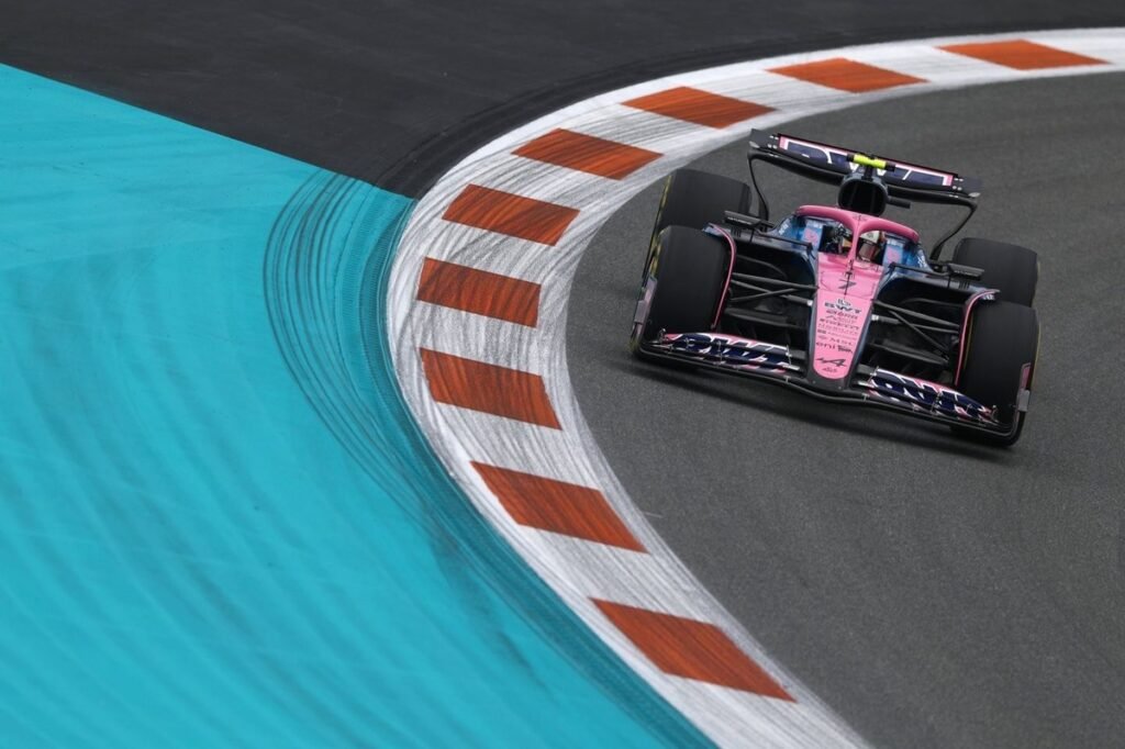 Yuki Tsunoda and Jack Doohan blame pitlane “mess up” for F1 Miami SQ1 exits