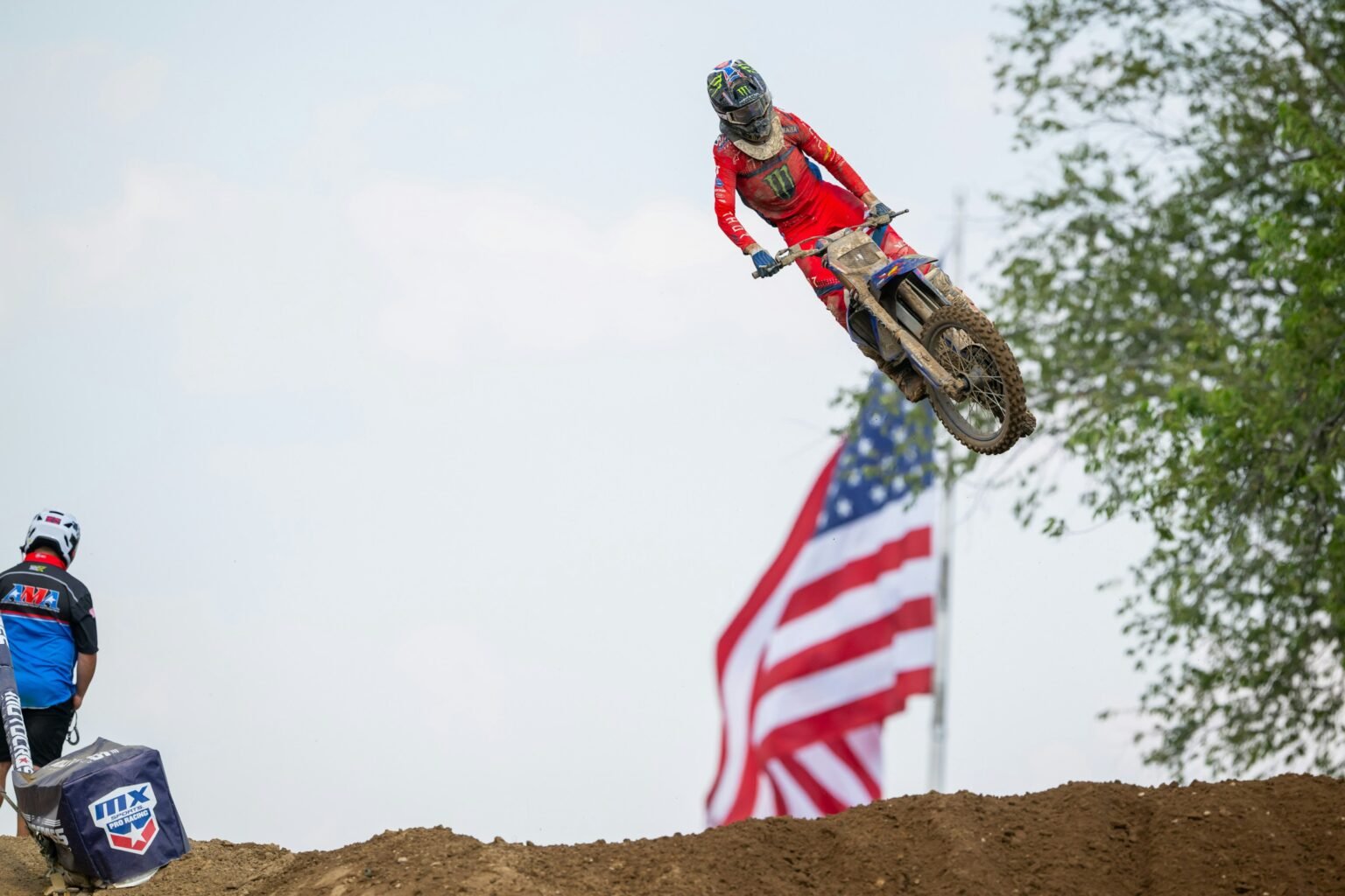 Thomas: “These guys are desperate for track position on the opening lap.”