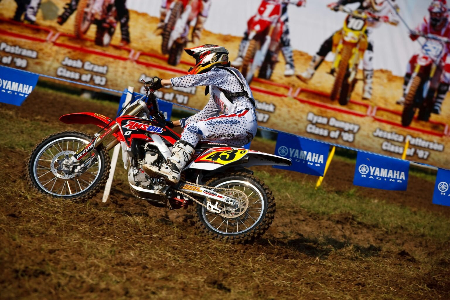 Riders to Skip Pro Sport Classes at Loretta Lynn’s, Miss Shot at Horizon Award