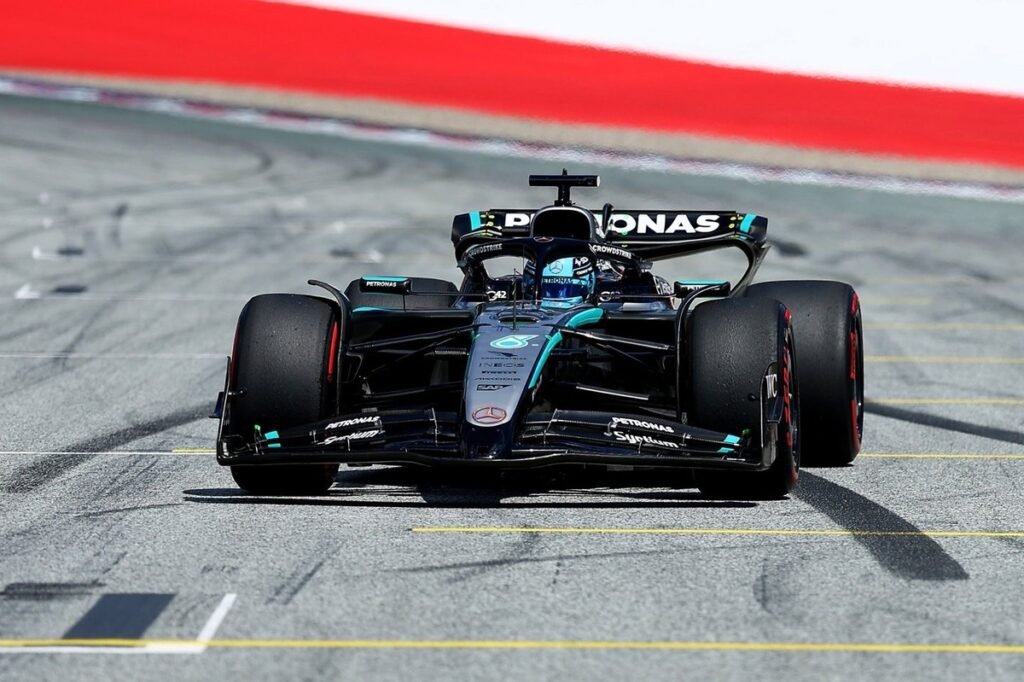 What was behind a lack of pace for Mercedes at F1 Austrian GP?