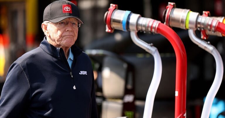 Gibbs on Briscoe: ‘Right now he can get anything he wants’