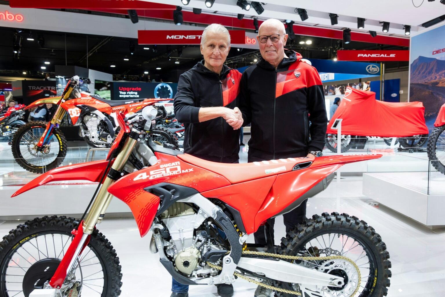 Jeremy Seewer, Andrea Bonacorsi, and Calvin Vlaanderen Round Out Ducati 2026 MXGP Team