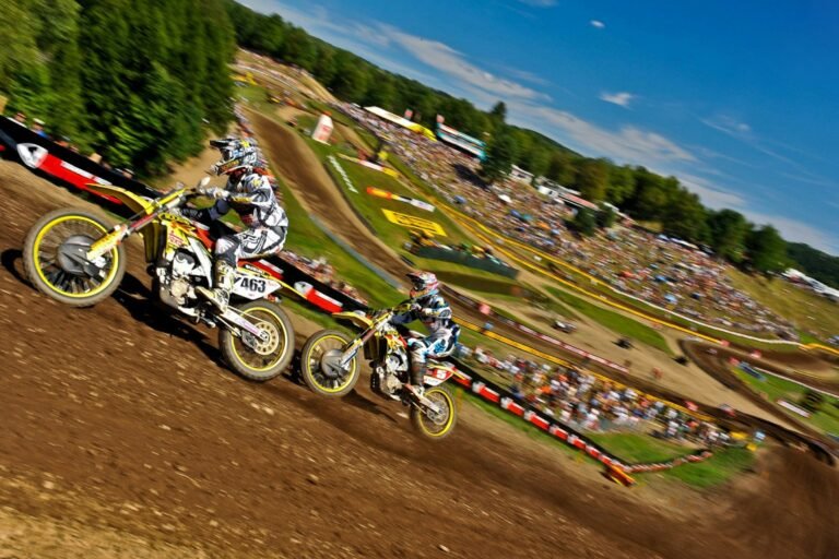 Dungey Versus Desalle: 2010 Unadilla National 450 Moto 2