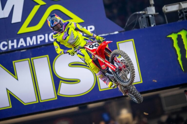 Hunter Lawrence 4-2-2-2 To Start The Season