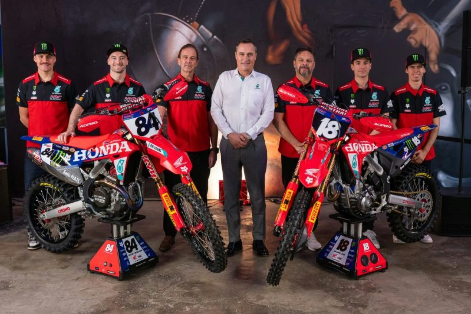 Watch: 2026 Honda HRC PETRONAS Intro with Fernandez, Vialle, Herlings, and Lata