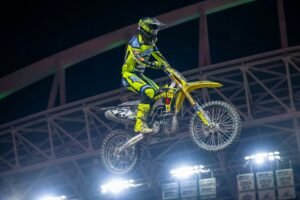 Anderson on Seattle Heat Race: “I came in too hot, got off balance, and went through everyone”