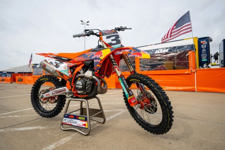 Video: Arlington Supercross Press Day Interviews and Raw Riding Footage
