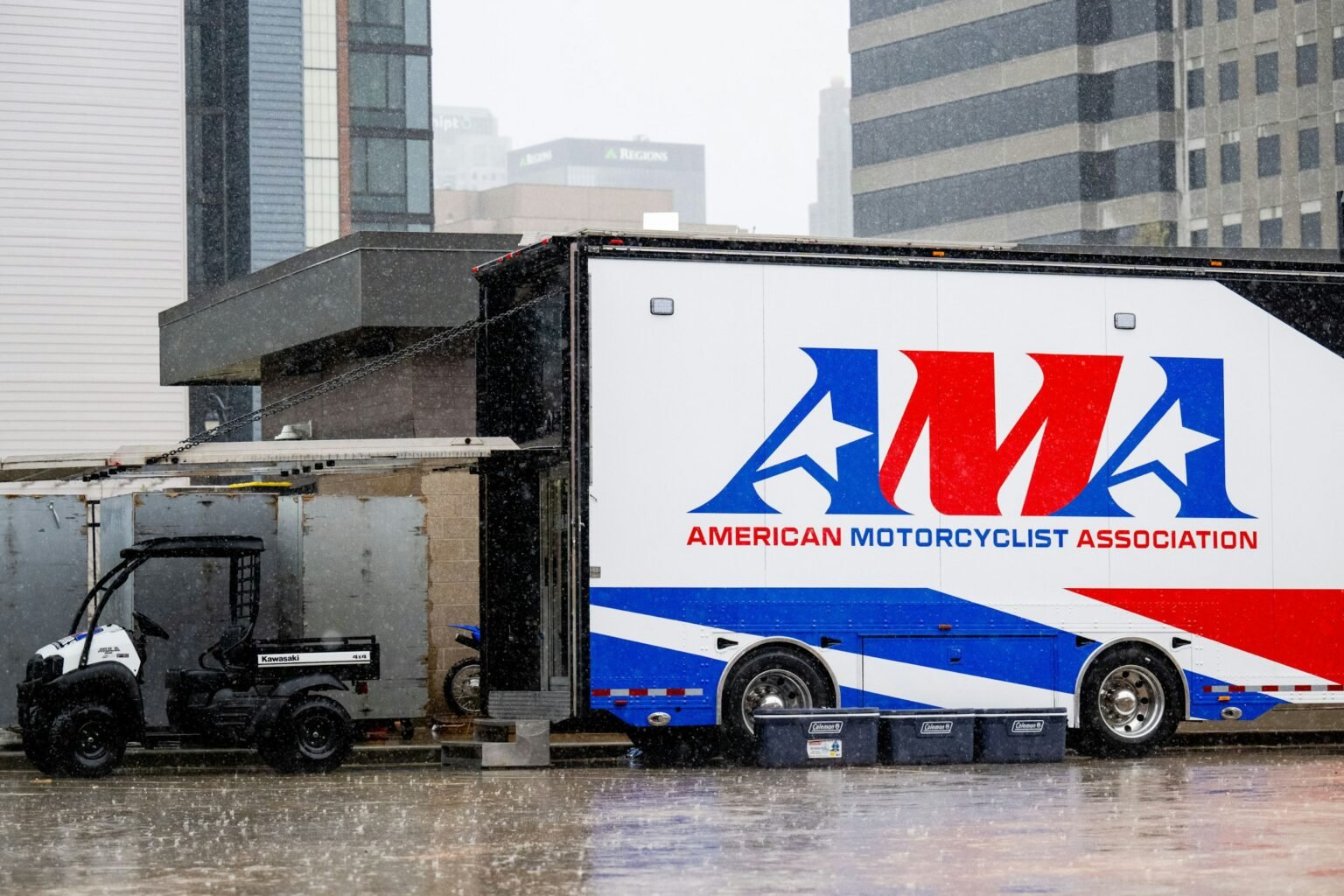 Following Arlington SX Incidents, AMA Changes Red Lead-In Light Color From Red to Yellow