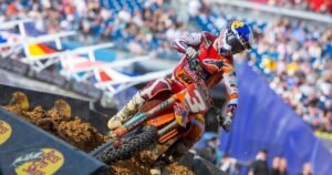 Nashville SX Review Podcast: Was Scoop the Wrong Call for Tomac? Roczen’s Ride a Sign?