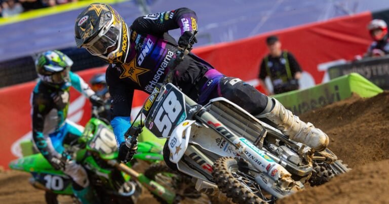 Daxton Bennick Frustrated with Nashville SX Crash: “I should have been back on the box tonight”