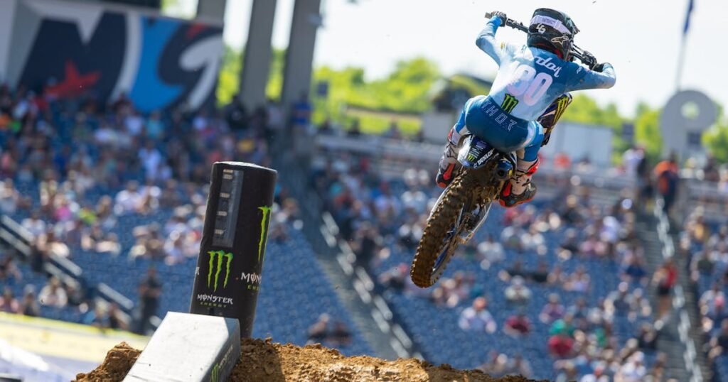 Landen Gordon’s Pro Debut: 3rd in Heat Race, Front Wheel Change in Main Event: “I learned a lot”