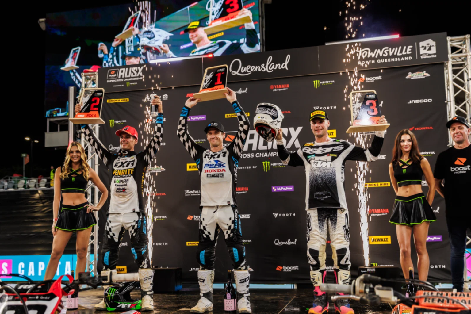 Craig (SX1) and Connolly (SX2) Win Opening Round of 2026 AUSX Supercross Championship